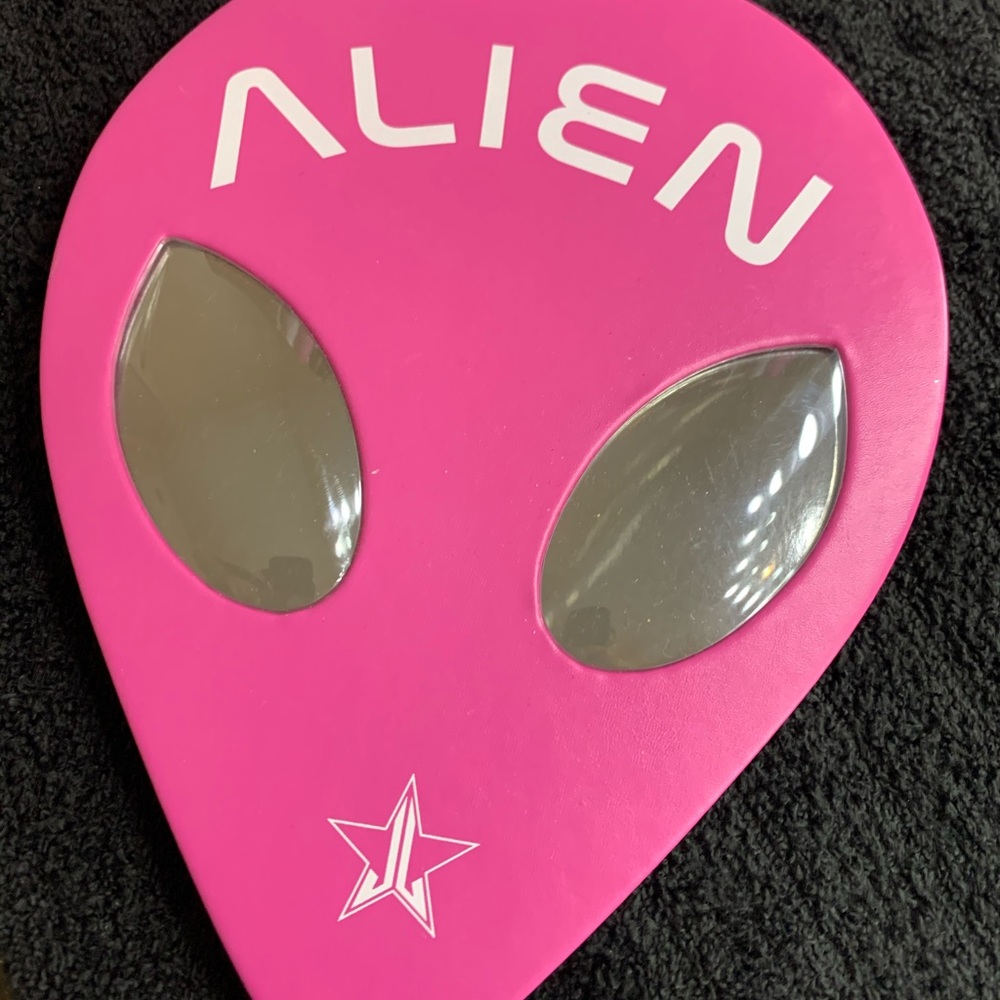 Jeffree star cosmetics alien palette